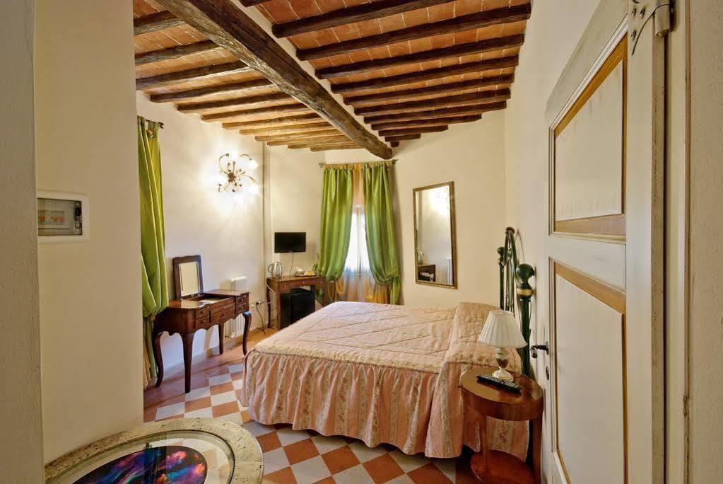 Bed and Breakfast A Casa Mastacchi Сиена Экстерьер фото
