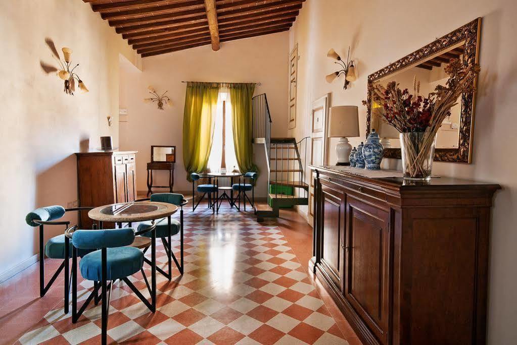 Bed and Breakfast A Casa Mastacchi Сиена Экстерьер фото